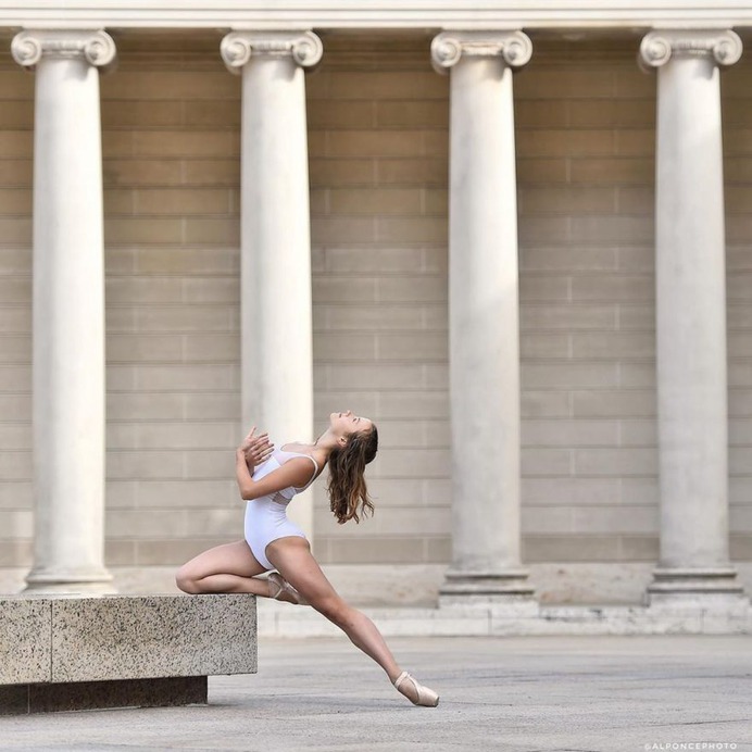 Majestic Portraits of Ballet Dancers by Alvaro Ponce