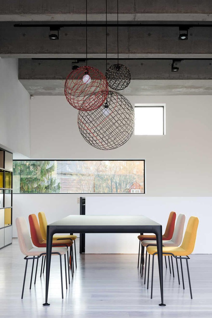 dining space / ZUN Architecture and Design