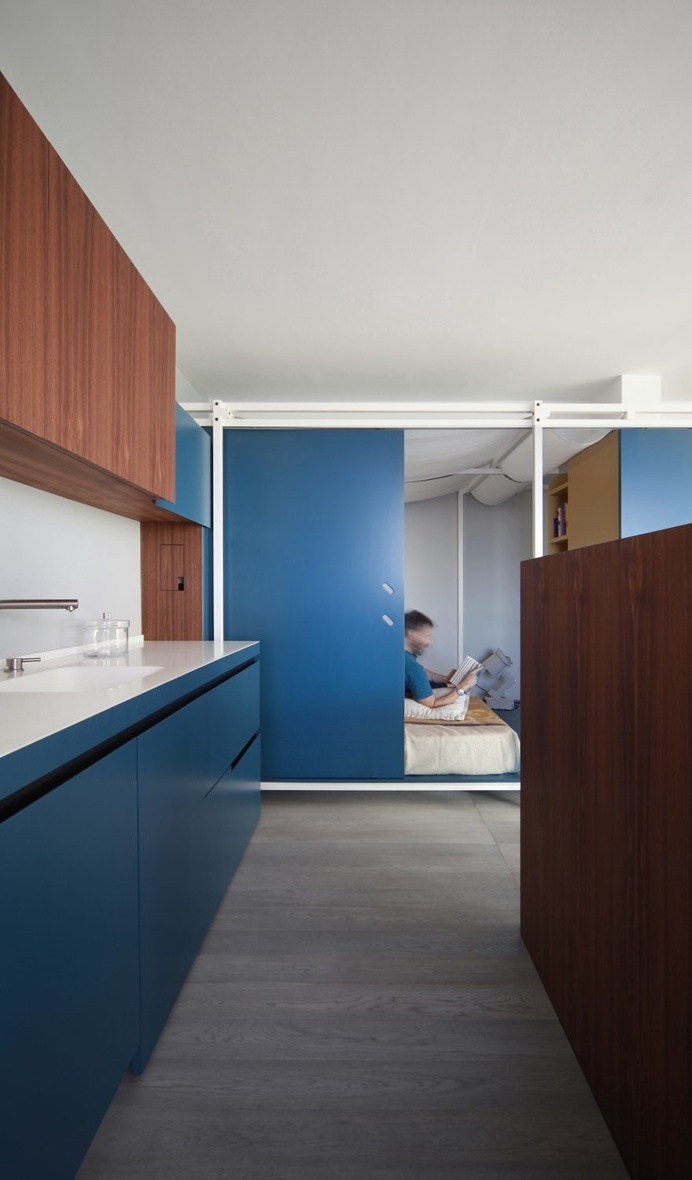 Small Holiday Apartment by UdA Architects 5