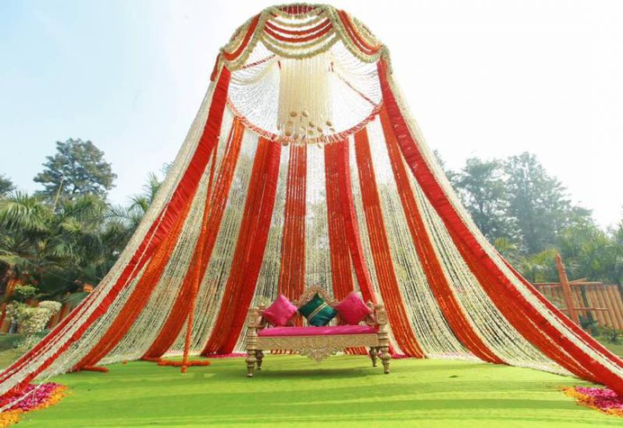 best stage decoration theme for wedding