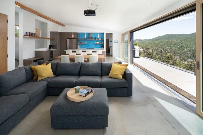 living room, Colorado / Fuentesdesign Architects