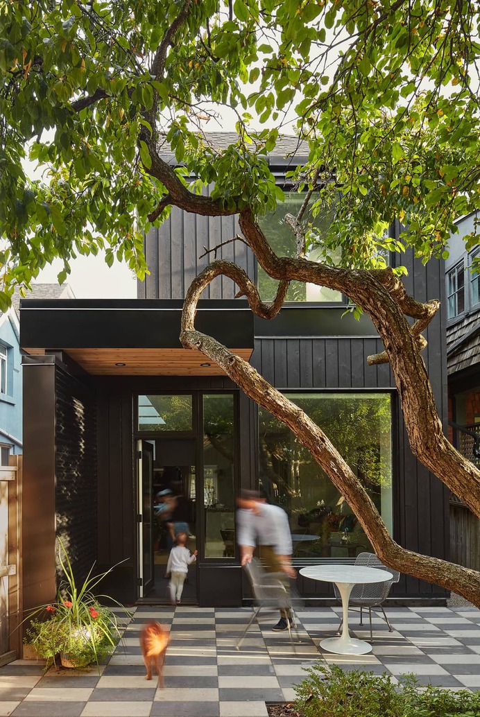 outdoors / Barbora Vokac Taylor Architect