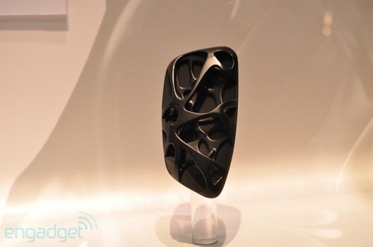 Kyocera concept phone display - Engadget Galleries #biomimicry #concept #phone #kyocera