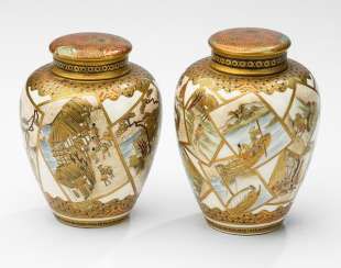 Two small Satsuma Chaire, with figural scenes in superimposed Kartouchen #porcelain