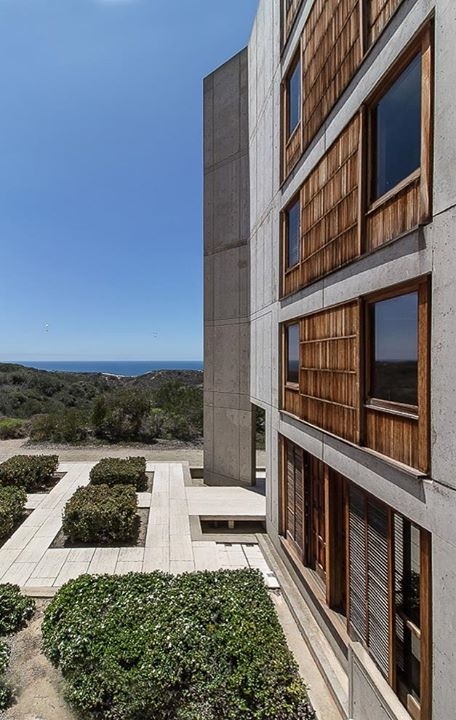 #concrete #architecture Salk Institute by Louis Kahn