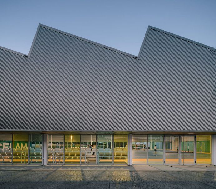 Villacelama Multisport Pavilion / QUIRÓS PRESA