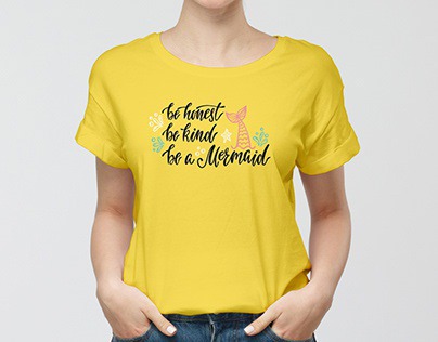 Free Girl Wearing T-Shirt Mockup