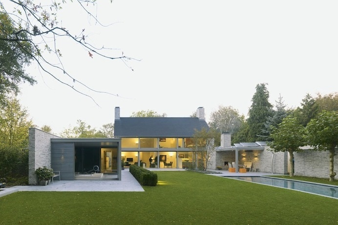 Villa Rotanda | iGNANT.de #brick #house #home #building #architecture