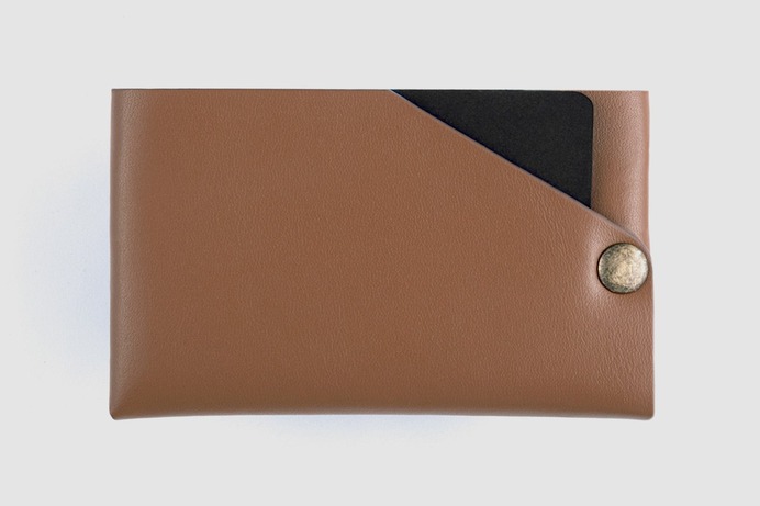 Understate Wallet | Brown #wallet #brown #fashion #minimal #leather #simple #significant #cardholder #slim