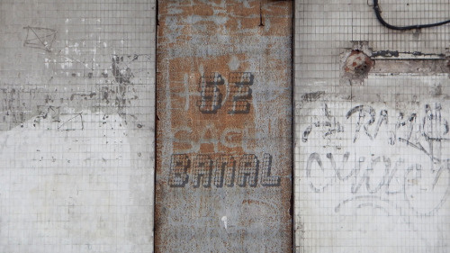 banal _insp typography PHOTOGRAPHIE © [ catrin mackowski ]