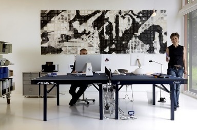 Großzügiger Arbeitsbereich - Haus des Jahres 2009: 1. Platz 3 - [SCHÖNER WOHNEN] #architecture #furniture #office #desk #table #ping pong