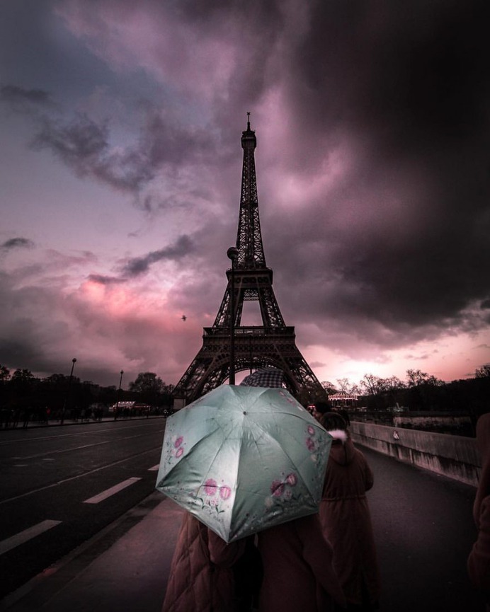 Dreamlike and Moody Street Photography by Tatiana Liccia