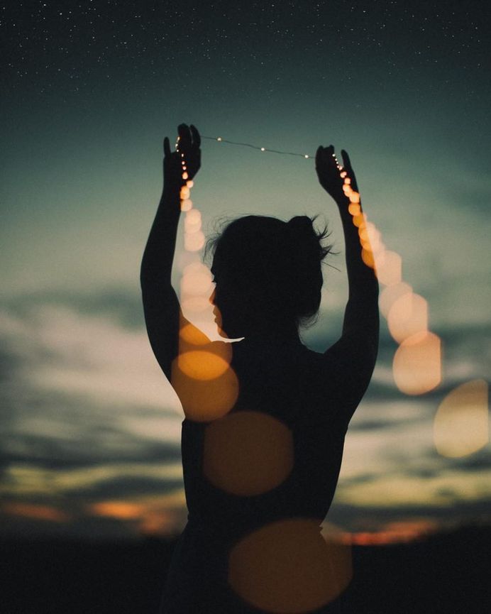 #moodyports: Marvelous Female Portraits by Fernando Chassot