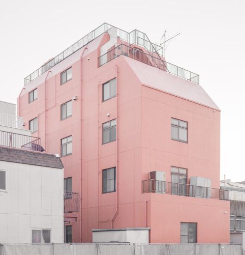janvranovsky: “Red volume in Minamishinagawa, Tokyo | © Jan Vranovský, 2017 ”