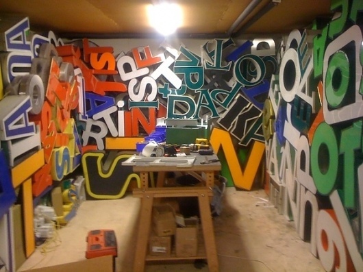 typography | Colossal | Page 3 #buchstaben #echte