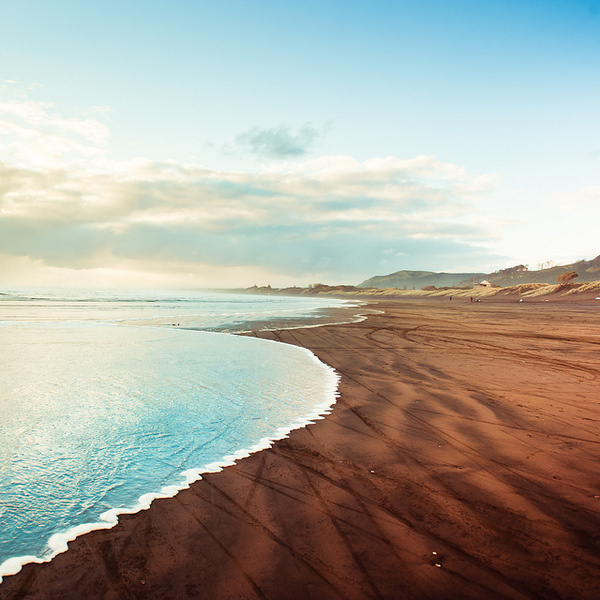 http://www.cubagallery.co.nz/ #color #warm #photography #square #beach #cool
