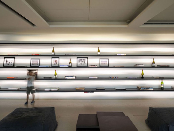 Eclectic House With a Raw Natural Decor - #architecture, #home, #decor, #interior, #homedecor