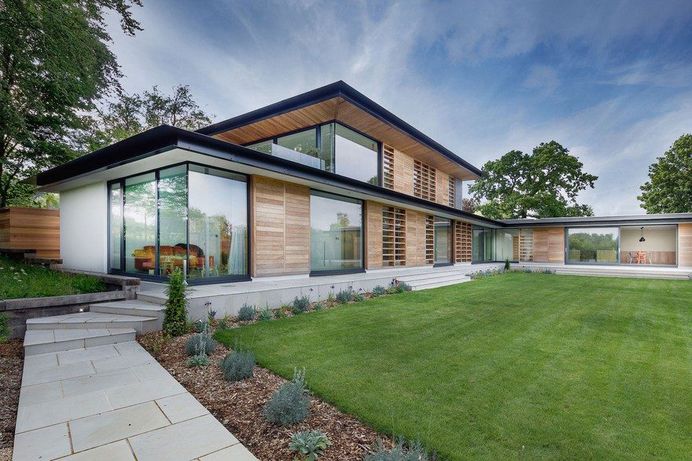 Holm Place Modern Home with Open Plan Living Spaces