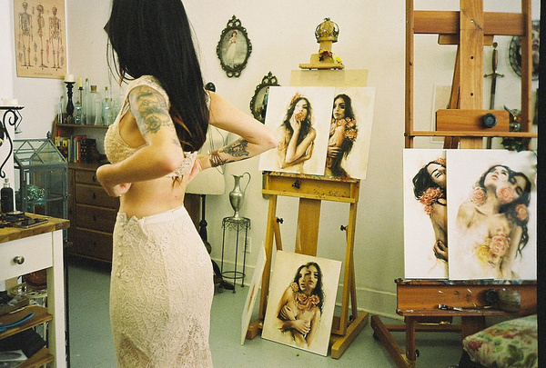 photo #atelier #photo #workroom #laces #tattoo