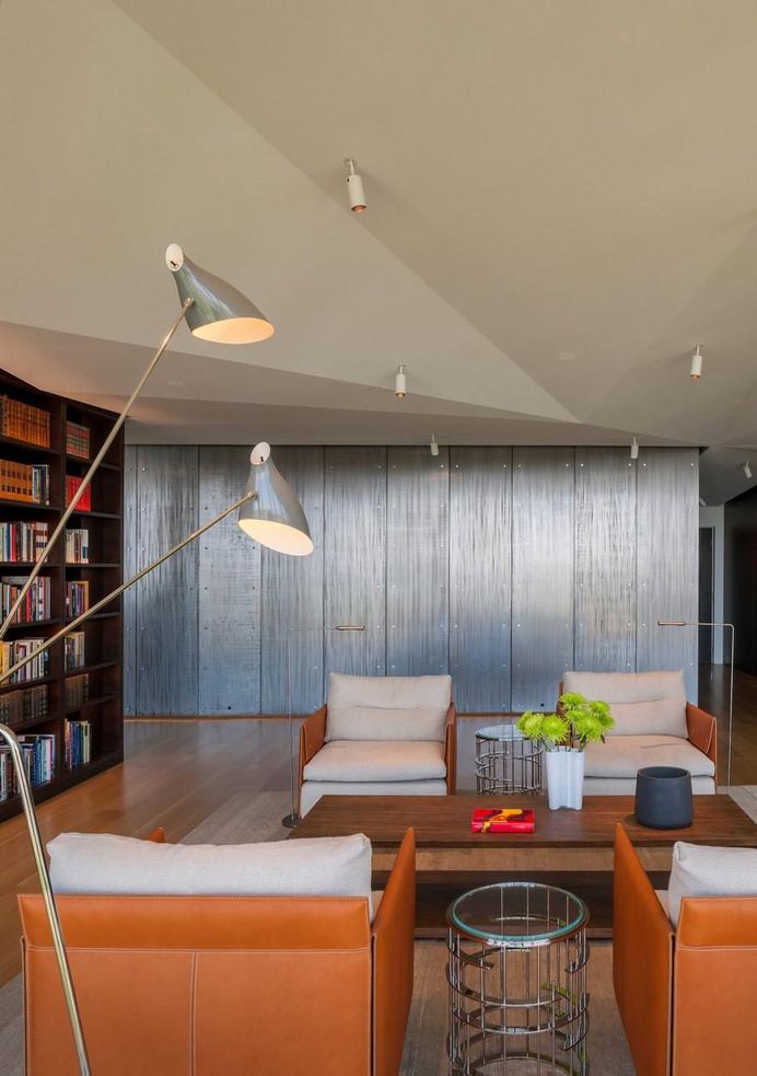 Waterview Condominium Affords Views of All the Major Washington DC Monuments 6