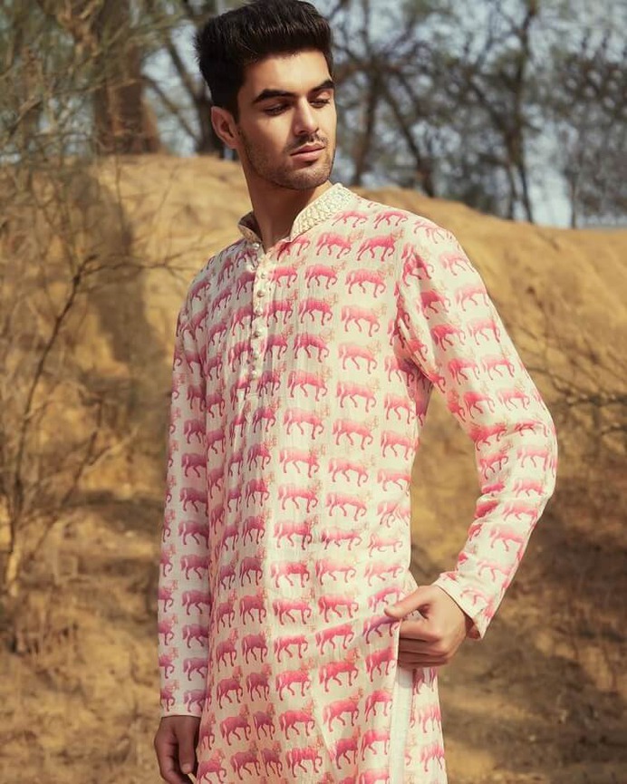 Abhinav Mishra Wedding Collections 'MausamMastana' & 'Sunflower' To Evoke Your Inner Bride & Groom!