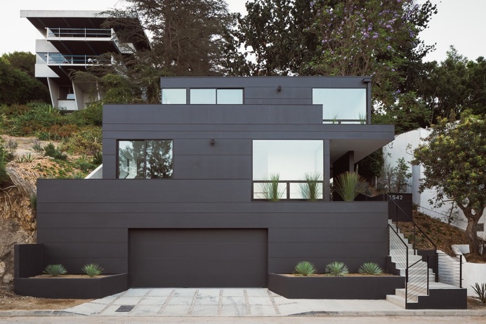 Tilt-Shift House by Aaron Neubert Architects