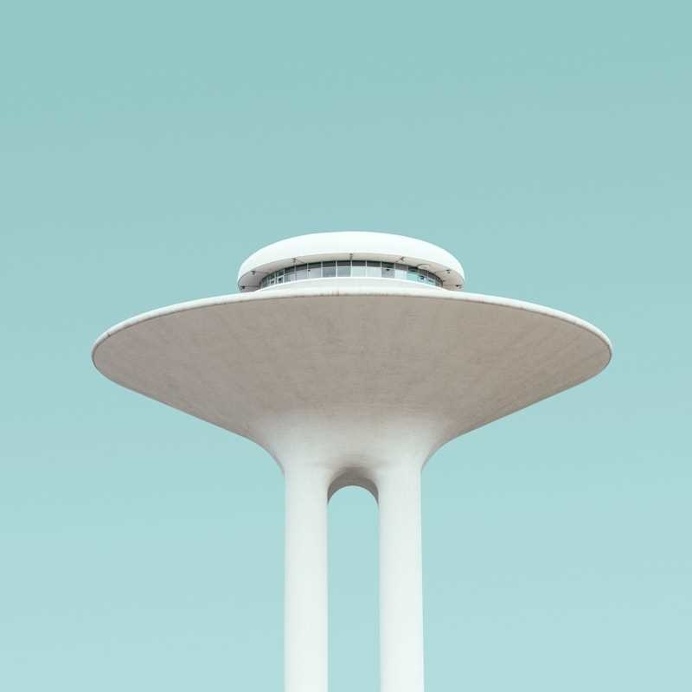 Spatial Interactions: Minimalist Architecture Photography by Jeroen Peters