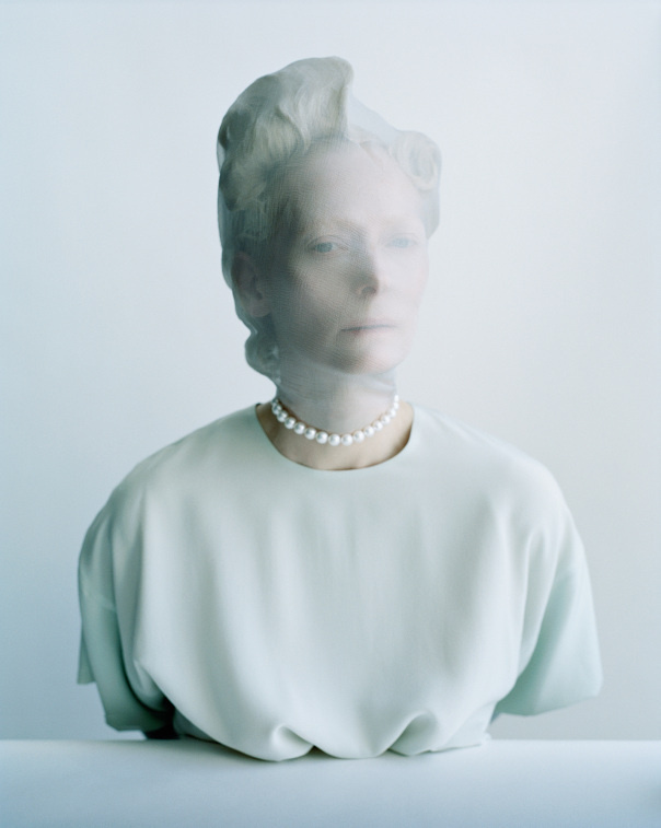 www.astairwaytofashion.com #tilda #photo #swinton #portrait #sculture