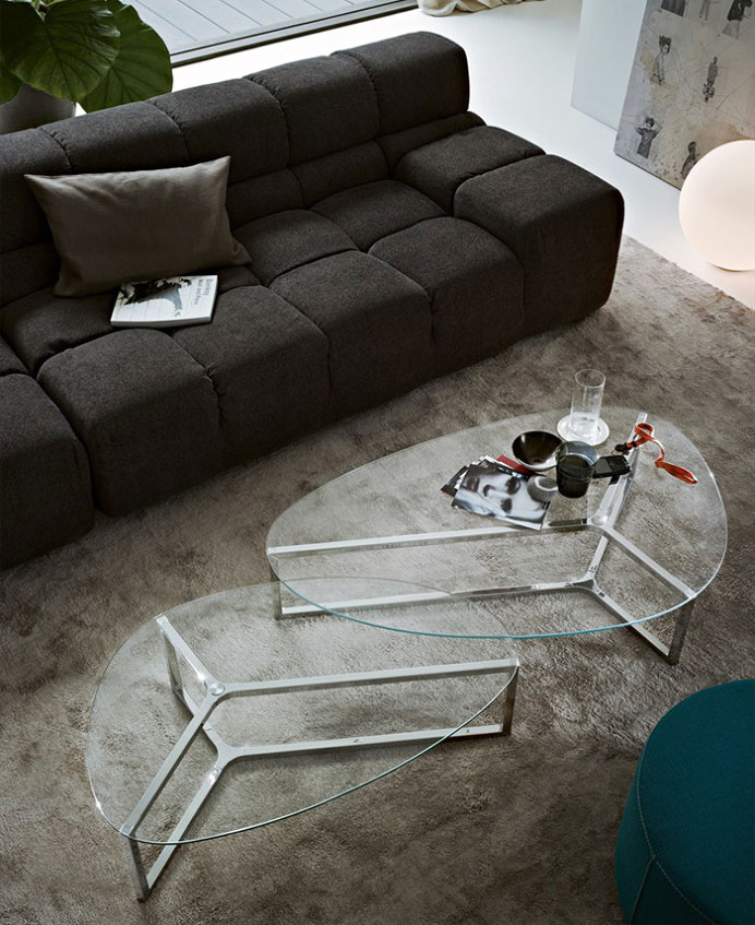 Oval Coffee Table by Ricardo Bello Dias